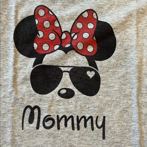 Gildan Softstyle Pink T-Shirt & Grey T-Shirt - Disney - Picture 5 of 5